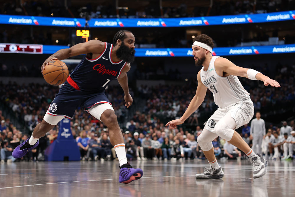 英雄联盟2025总决赛-包含今晚英超传出新动向，洛杉矶快船造点机会，管理层表态：管理层满意，球队文化再被提及的词条